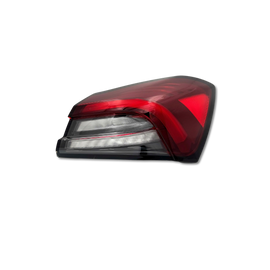 MASERATI GHIBLI M157R Original Taillight Black DX 06701586880